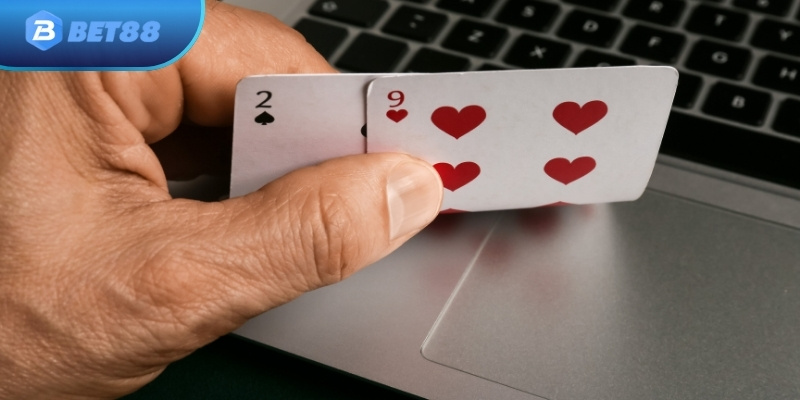 Bluff Trong Poker Chiến Thuật Đánh Lừa Đối Thủ Hiệu Quả Nhất 3 Bluff trong poker và chiến thuật mang về thắng lợi